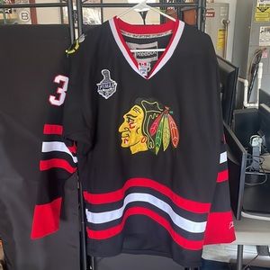 Blackhawks Men's Hockey Jersey Byfuglien #33 size 48